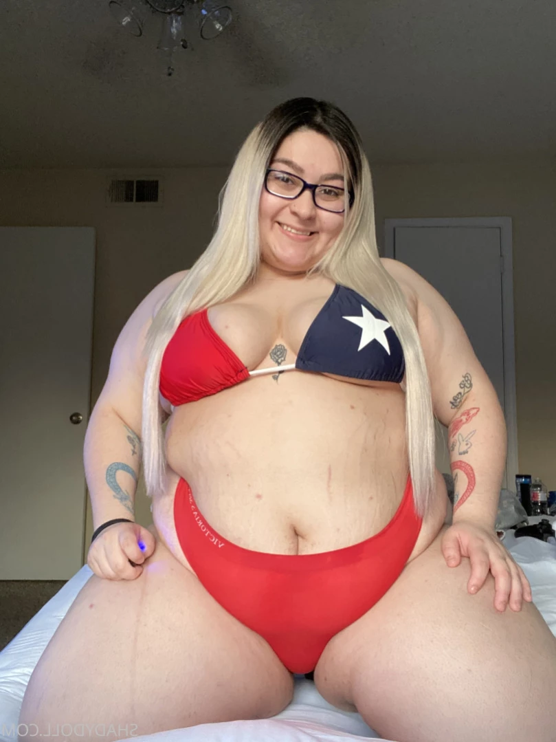 𝐋𝐚𝐭𝐢𝐧𝐚 𝐆𝐚𝐦𝐞𝐫 𝐧𝐞𝐞𝐝𝐬 𝐝*𝐜𝐤 🎮👸🏻💦 [ shadydoll ] Onlyfans leaked photo 11486701 on Hotleaks.tv