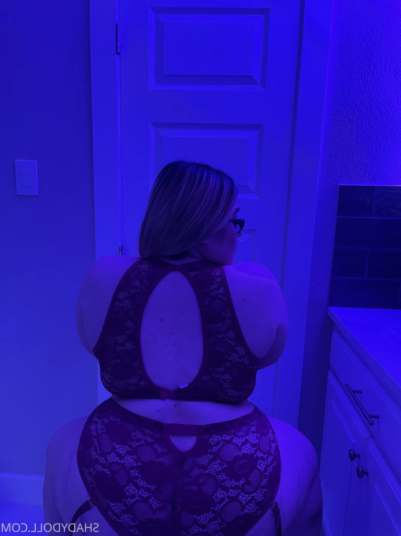 𝐋𝐚𝐭𝐢𝐧𝐚 𝐆𝐚𝐦𝐞𝐫 𝐧𝐞𝐞𝐝𝐬 𝐝*𝐜𝐤 🎮👸🏻💦 [ shadydoll ] Onlyfans leaked photo 12399891 on Hotleaks.tv