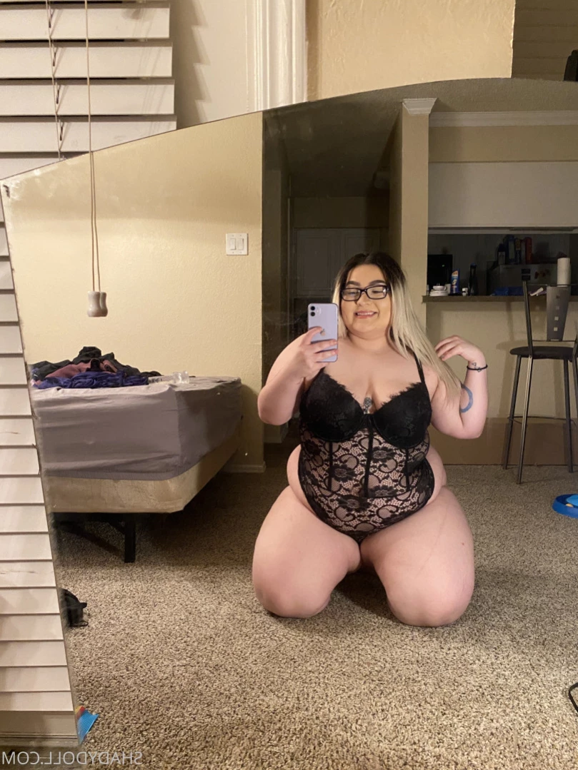 𝐋𝐚𝐭𝐢𝐧𝐚 𝐆𝐚𝐦𝐞𝐫 𝐧𝐞𝐞𝐝𝐬 𝐝*𝐜𝐤 🎮👸🏻💦 [ shadydoll ] Onlyfans leaked photo 12531933 on Hotleaks.tv