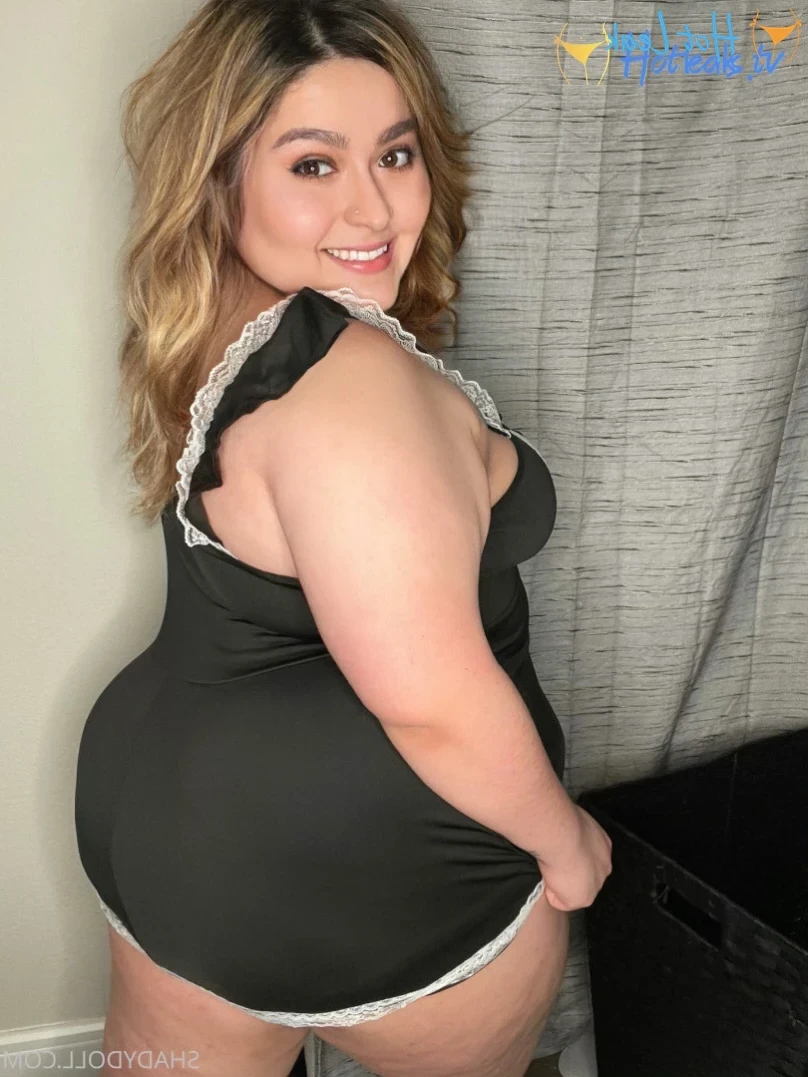 𝐋𝐚𝐭𝐢𝐧𝐚 𝐆𝐚𝐦𝐞𝐫 𝐧𝐞𝐞𝐝𝐬 𝐝*𝐜𝐤 🎮👸🏻💦 [ shadydoll ] Onlyfans leaked photo 13007906 on Hotleaks.tv