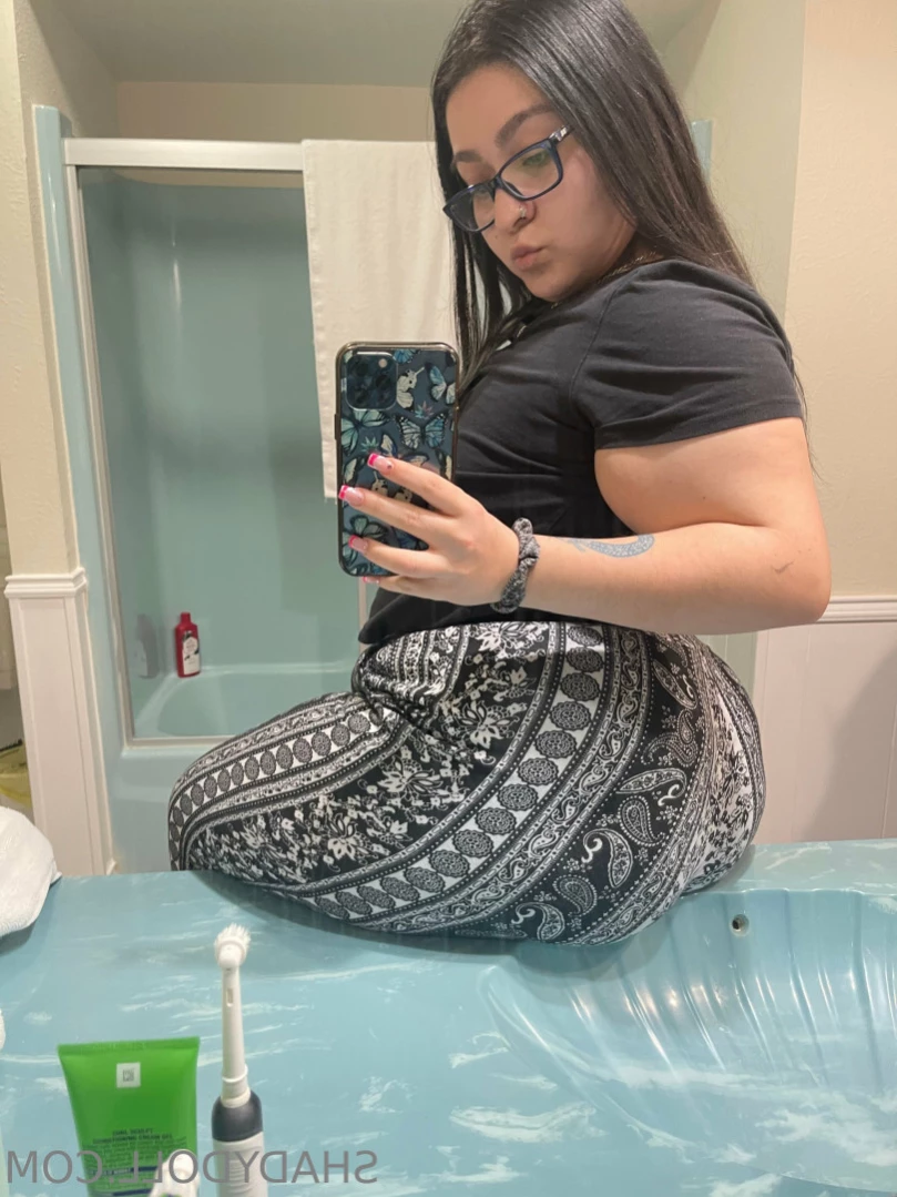 𝐋𝐚𝐭𝐢𝐧𝐚 𝐆𝐚𝐦𝐞𝐫 𝐧𝐞𝐞𝐝𝐬 𝐝*𝐜𝐤 🎮👸🏻💦 [ shadydoll ] Onlyfans leaked photo 13242092 on Hotleaks.tv
