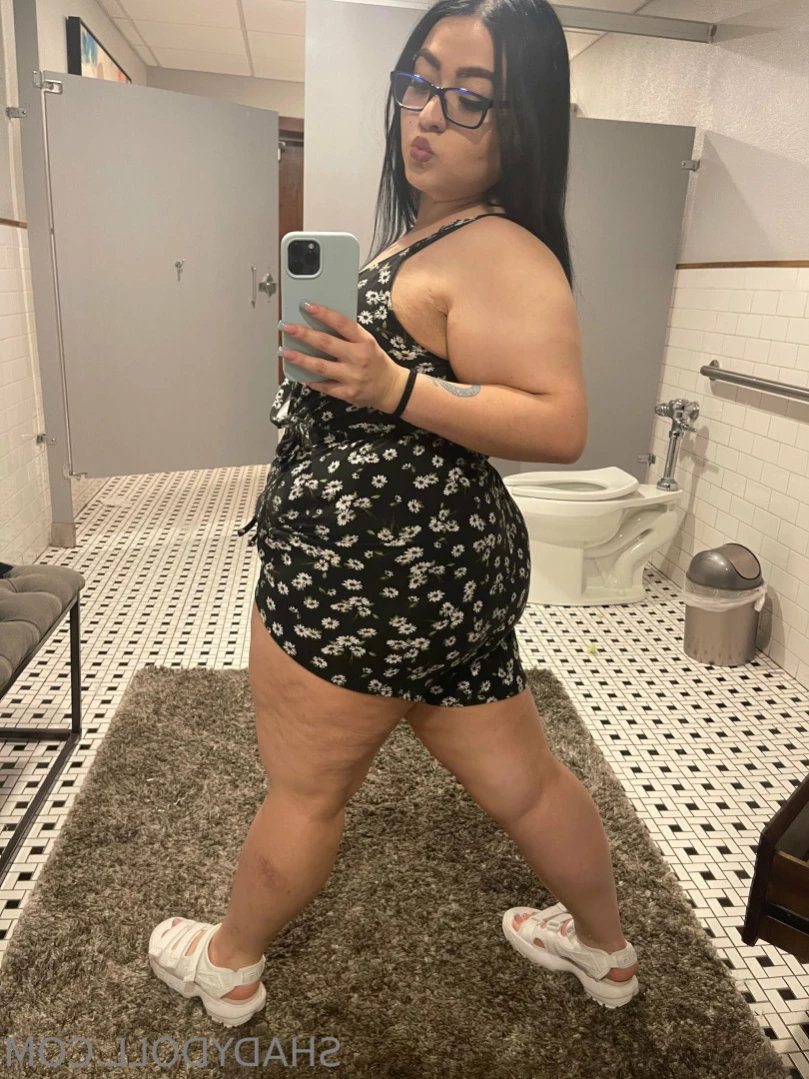 𝐋𝐚𝐭𝐢𝐧𝐚 𝐆𝐚𝐦𝐞𝐫 𝐧𝐞𝐞𝐝𝐬 𝐝*𝐜𝐤 🎮👸🏻💦 [ shadydoll ] Onlyfans leaked photo 13242750 on Hotleaks.tv