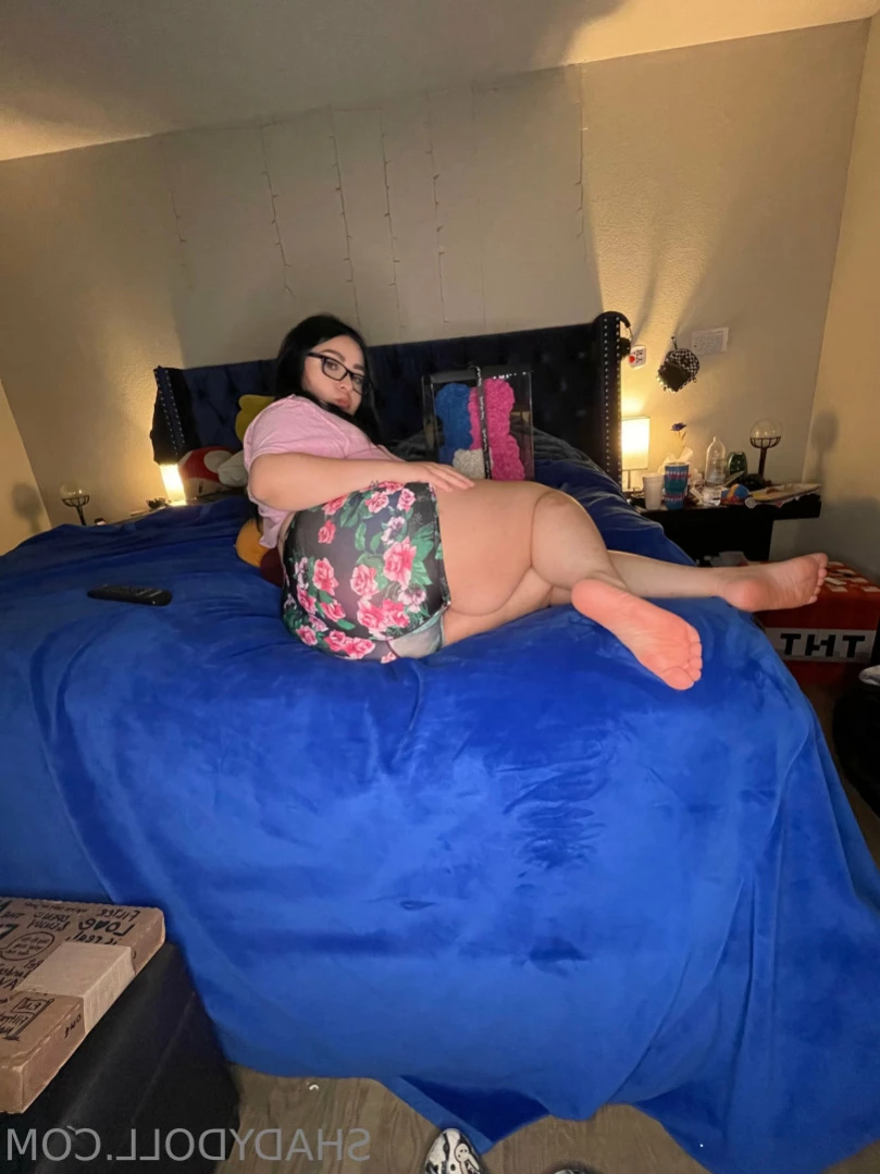 𝐋𝐚𝐭𝐢𝐧𝐚 𝐆𝐚𝐦𝐞𝐫 𝐧𝐞𝐞𝐝𝐬 𝐝*𝐜𝐤 🎮👸🏻💦 [ shadydoll ] Onlyfans leaked photo 13243072 on Hotleaks.tv