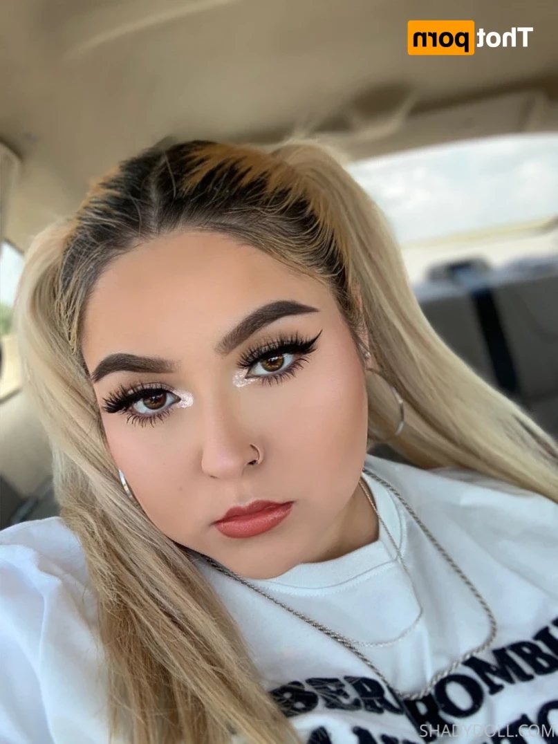𝐋𝐚𝐭𝐢𝐧𝐚 𝐆𝐚𝐦𝐞𝐫 𝐧𝐞𝐞𝐝𝐬 𝐝*𝐜𝐤 🎮👸🏻💦 [ shadydoll ] Onlyfans leaked photo 13243762 on Hotleaks.tv