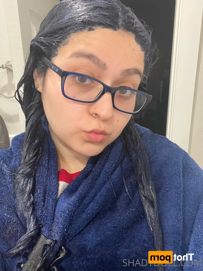 𝐋𝐚𝐭𝐢𝐧𝐚 𝐆𝐚𝐦𝐞𝐫 𝐧𝐞𝐞𝐝𝐬 𝐝*𝐜𝐤 🎮👸🏻💦 [ shadydoll ] Onlyfans leaked photo 13976942 on Hotleaks.tv