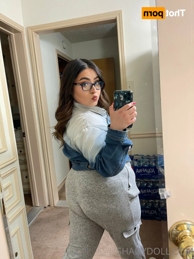 𝐋𝐚𝐭𝐢𝐧𝐚 𝐆𝐚𝐦𝐞𝐫 𝐧𝐞𝐞𝐝𝐬 𝐝*𝐜𝐤 🎮👸🏻💦 [ shadydoll ] Onlyfans leaked photo 14421237 on Hotleaks.tv