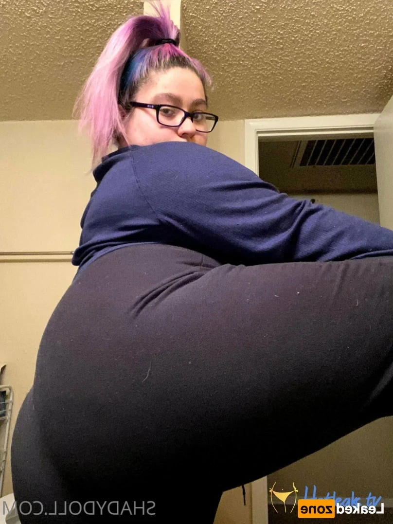 𝐋𝐚𝐭𝐢𝐧𝐚 𝐆𝐚𝐦𝐞𝐫 𝐧𝐞𝐞𝐝𝐬 𝐝*𝐜𝐤 🎮👸🏻💦 [ shadydoll ] Onlyfans leaked photo 15326655 on Hotleaks.tv