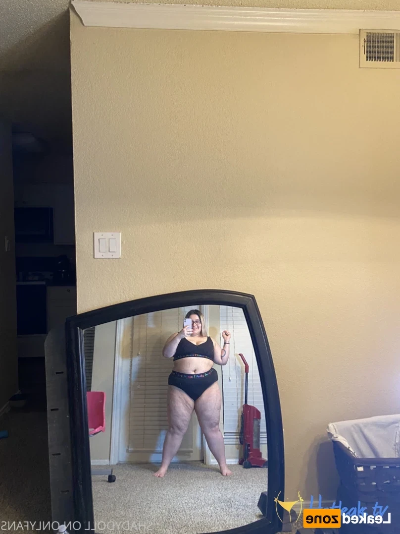 𝐋𝐚𝐭𝐢𝐧𝐚 𝐆𝐚𝐦𝐞𝐫 𝐧𝐞𝐞𝐝𝐬 𝐝*𝐜𝐤 🎮👸🏻💦 [ shadydoll ] Onlyfans leaked photo 16161455 on Hotleaks.tv