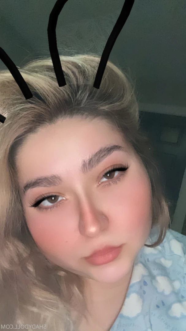 𝐋𝐚𝐭𝐢𝐧𝐚 𝐆𝐚𝐦𝐞𝐫 𝐧𝐞𝐞𝐝𝐬 𝐝*𝐜𝐤 🎮👸🏻💦 [ shadydoll ] Onlyfans leaked photo 16218971 on Hotleaks.tv