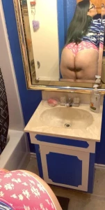 16285600