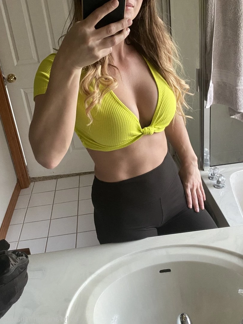 𝙎𝙝𝙖𝙮𝙇𝙪𝙨𝙩 😘 [ shaylust ] Onlyfans leaked photo 2705329 on Hotleaks.tv