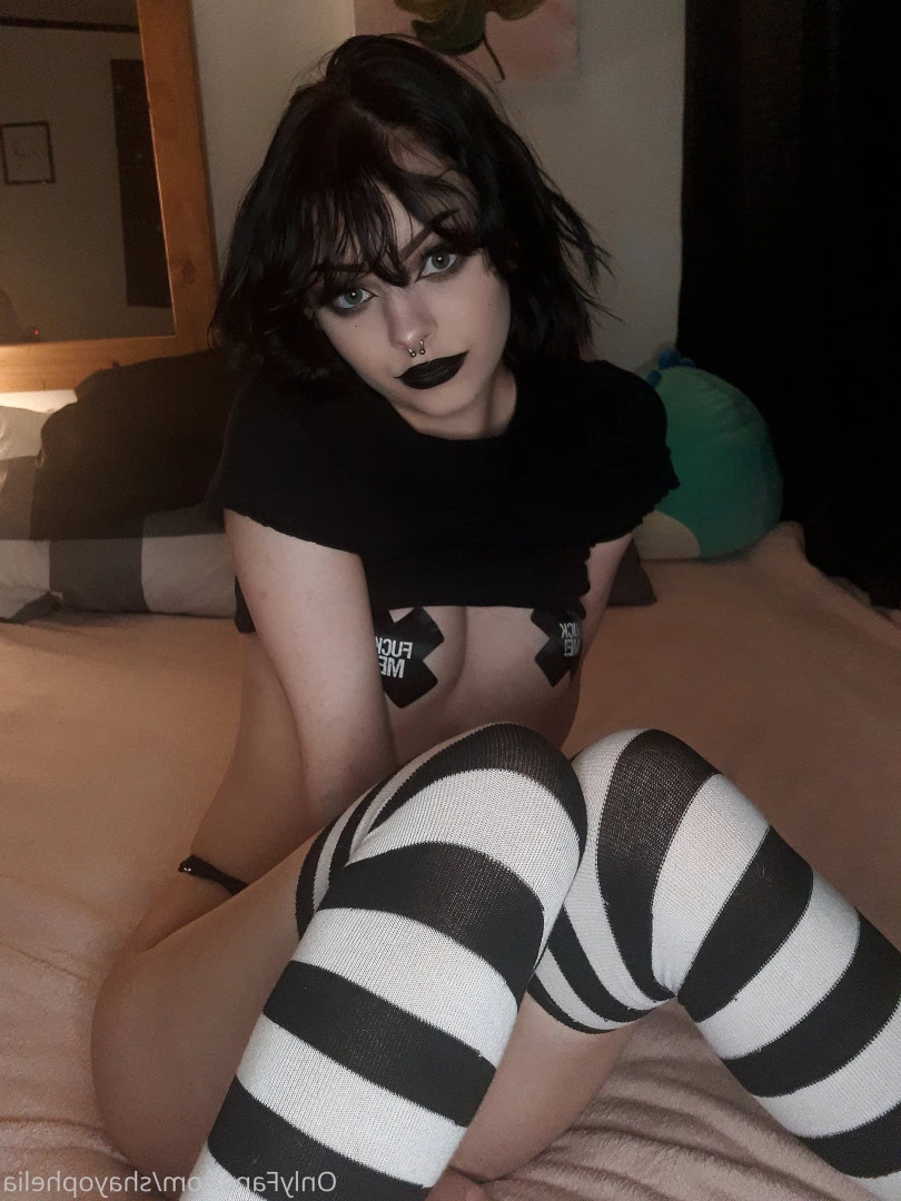 𝕊𝕙𝕒𝕪 ☆ [ shayophelia ] Onlyfans leaked photo 6066196 on Hotleaks.tv