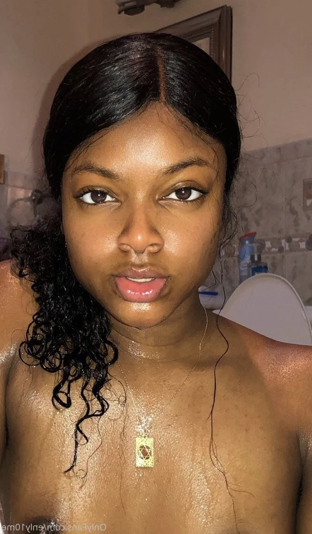 enly10me Onlyfans leaked photo 366833 on Hotleaks.tv