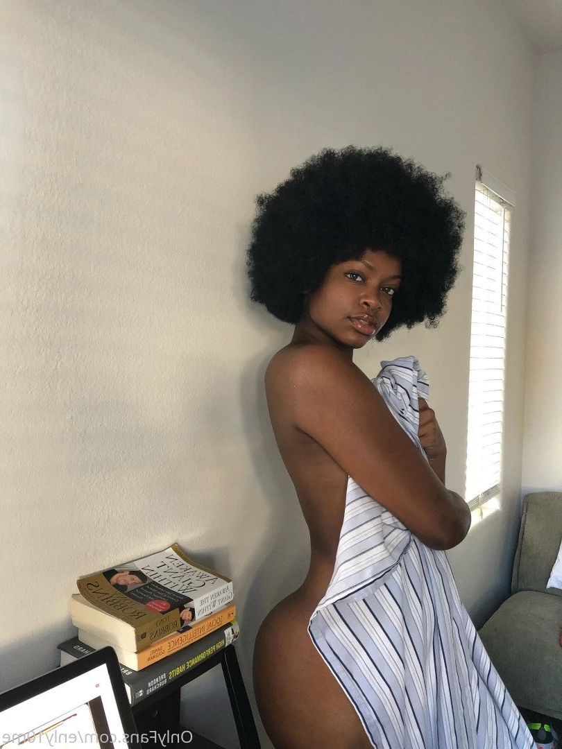 enly10me Onlyfans leaked photo 366934 on Hotleaks.tv