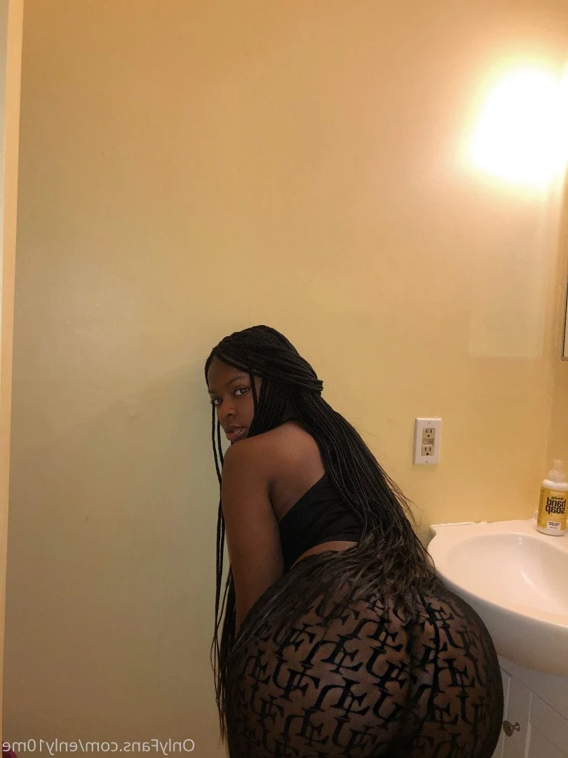 enly10me Onlyfans leaked photo 366948 on Hotleaks.tv