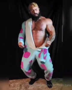 sherman.tank Onlyfans leaked video 8813650 on Hotleaks.tv