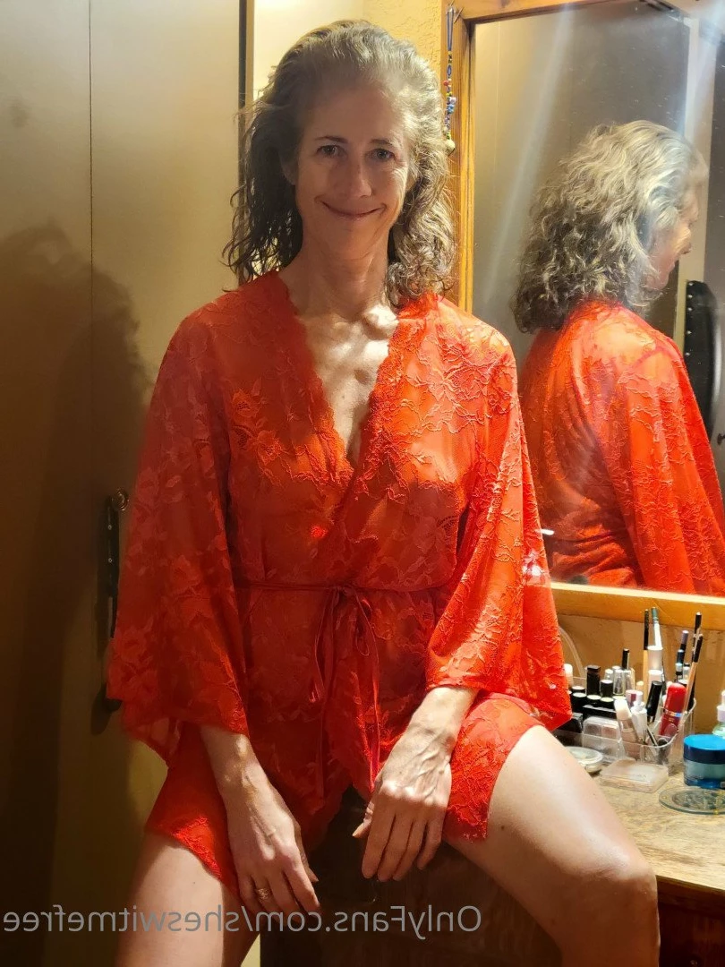 💥CLASSY HOT BABE - ALWAYS FREE 💥 [ sheswitmefree ] Onlyfans leaked photo 2785207 on Hotleaks.tv