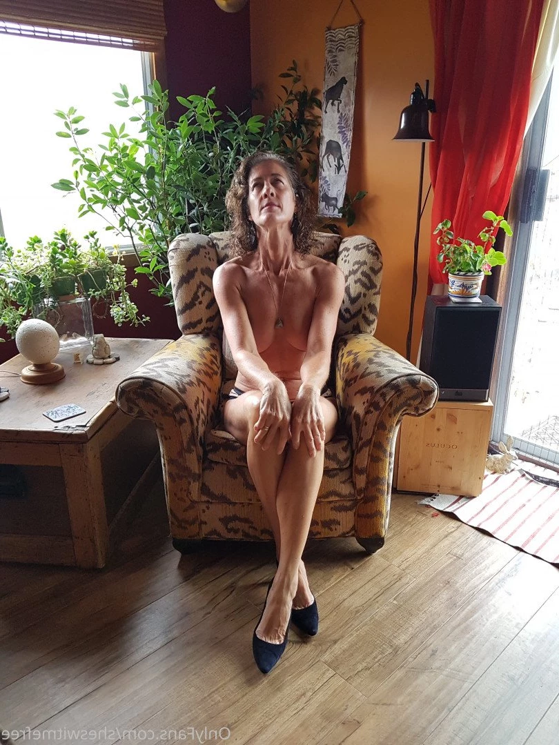 💥CLASSY HOT BABE - ALWAYS FREE 💥 [ sheswitmefree ] Onlyfans leaked photo 2790967 on Hotleaks.tv