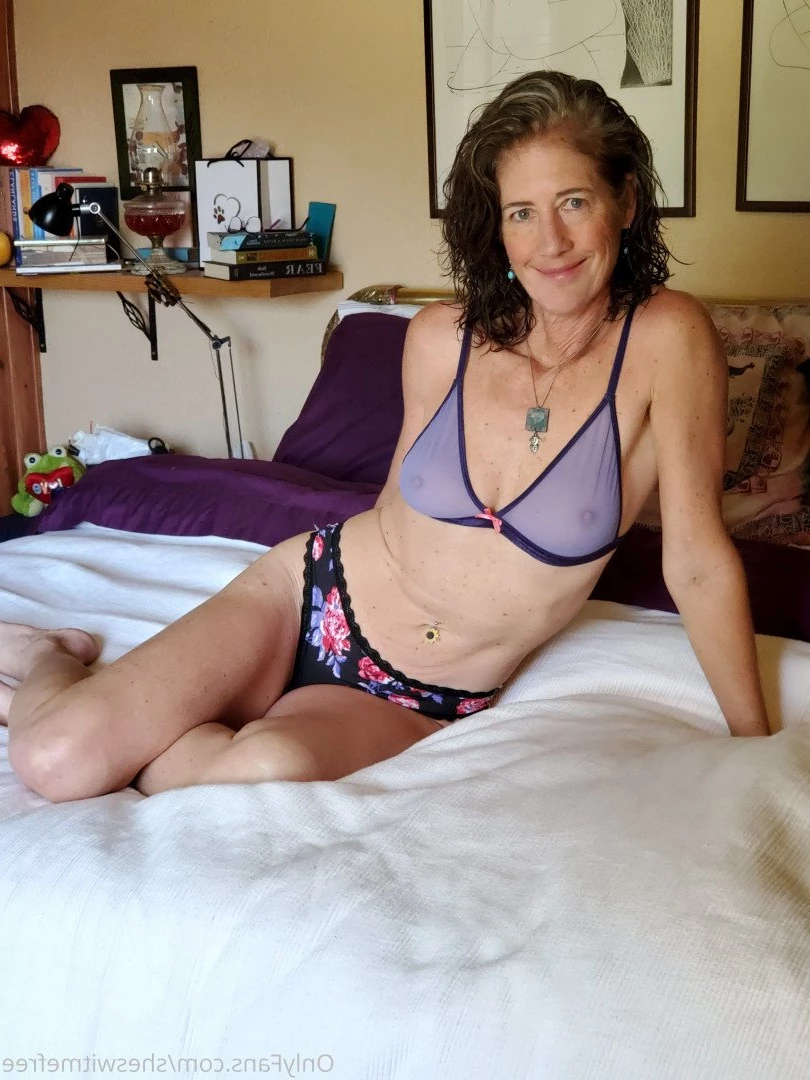 💥CLASSY HOT BABE - ALWAYS FREE 💥 [ sheswitmefree ] Onlyfans leaked photo 2792294 on Hotleaks.tv