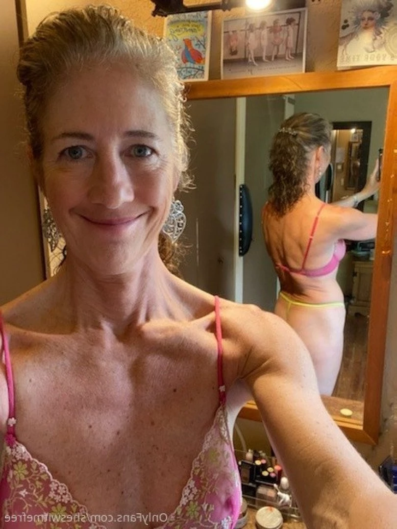💥CLASSY HOT BABE - ALWAYS FREE 💥 [ sheswitmefree ] Onlyfans leaked photo 2792547 on Hotleaks.tv