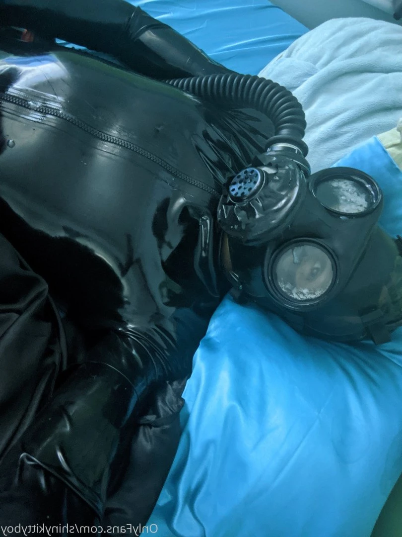 Latex Kitty Boy [ shinykittyboy ] Onlyfans leaked photo 2977355 on Hotleaks.tv