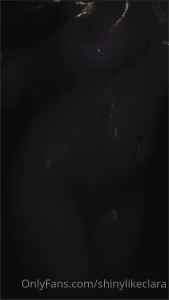 10595890