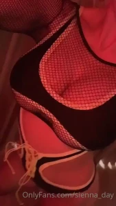 sienna_day Onlyfans leaked video 4934786 on Hotleaks.tv