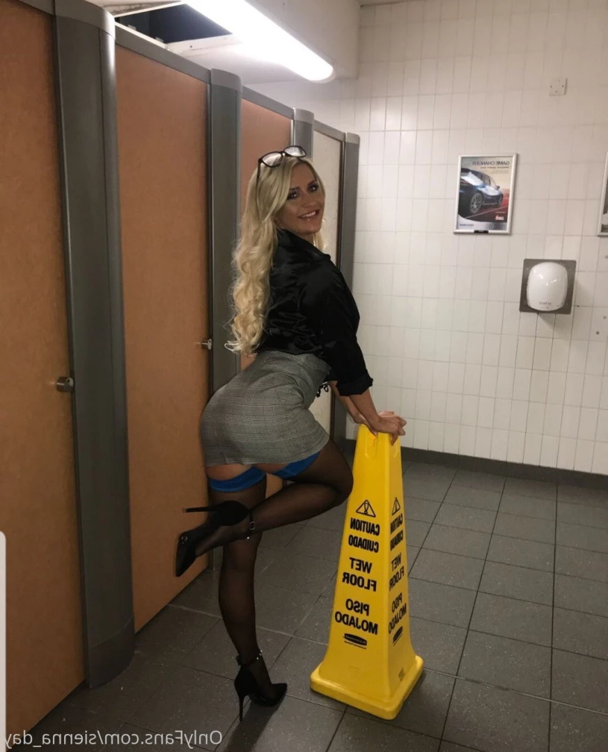 sienna_day Onlyfans leaked photo 5673805 on Hotleaks.tv