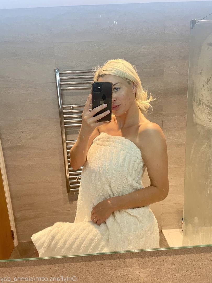 sienna_day Onlyfans leaked photo 5677793 on Hotleaks.tv