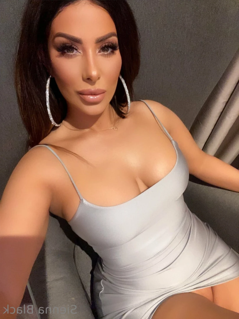 Sienna Black 🖤 [ siennablack20 ] Onlyfans leaked photo 14226356 on Hotleaks.tv