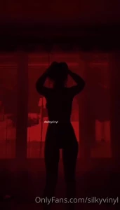 ✨ silkyvinyl ✨ [ silkyvinyl ] Onlyfans leaked video 4935188 on Hotleaks.tv