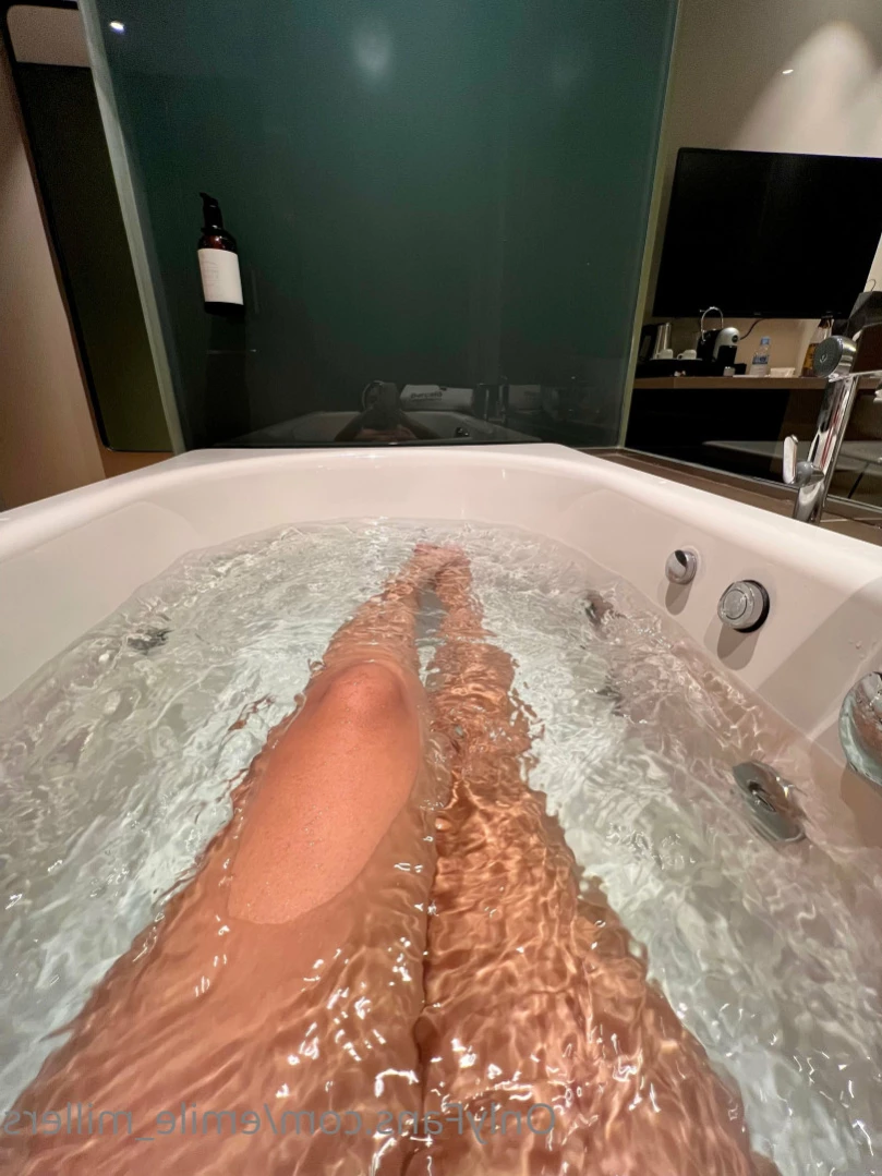 🔥CUSTOMS VIDEOS AND VIDEOCALLS🔥18 [ emile_millers ] Onlyfans leaked photo 13261242 on Hotleaks.tv