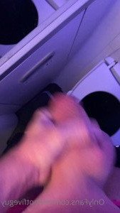 4584382
