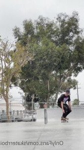 skatin with will [ skaterrboi ] Onlyfans leaked video 4584582 on Hotleaks.tv