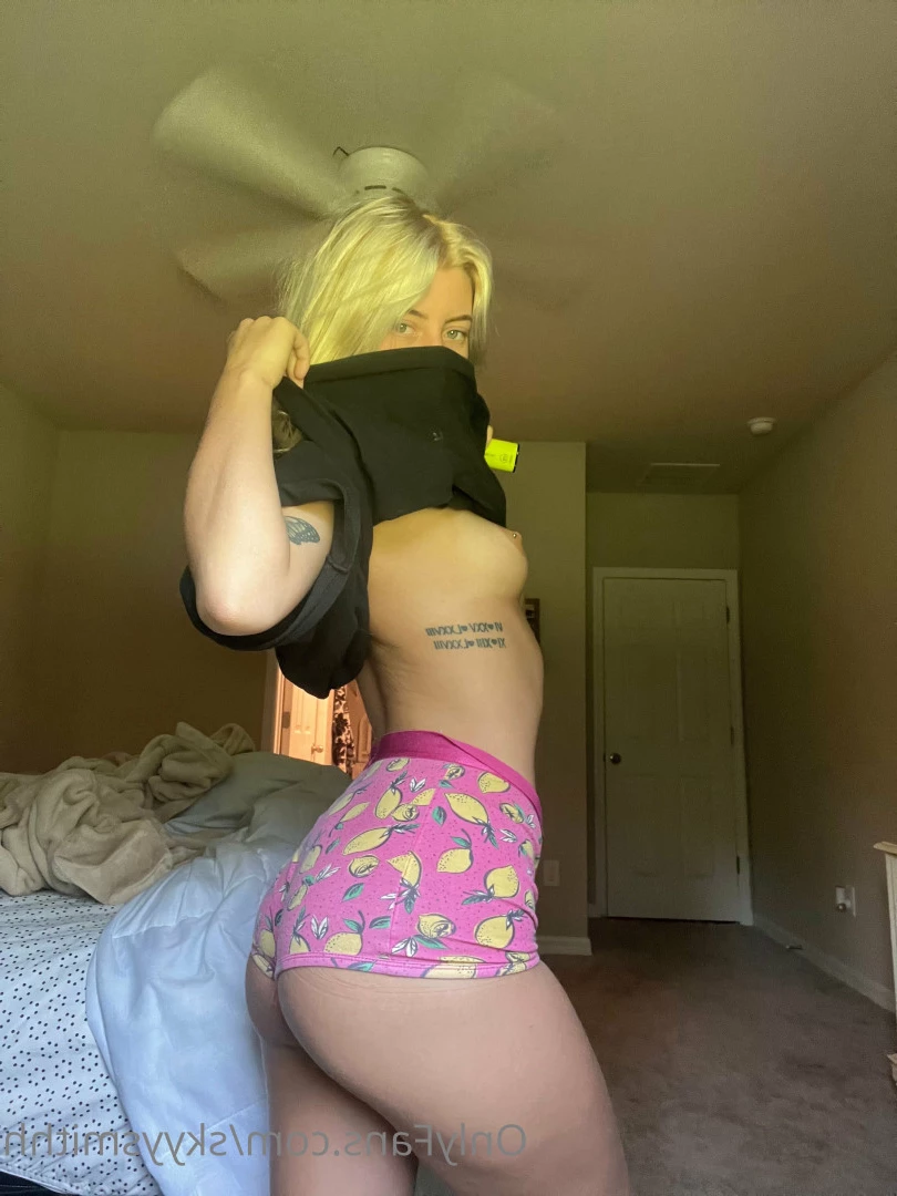 Sky [ skyysmithh ] Onlyfans leaked photo 5796137 on Hotleaks.tv