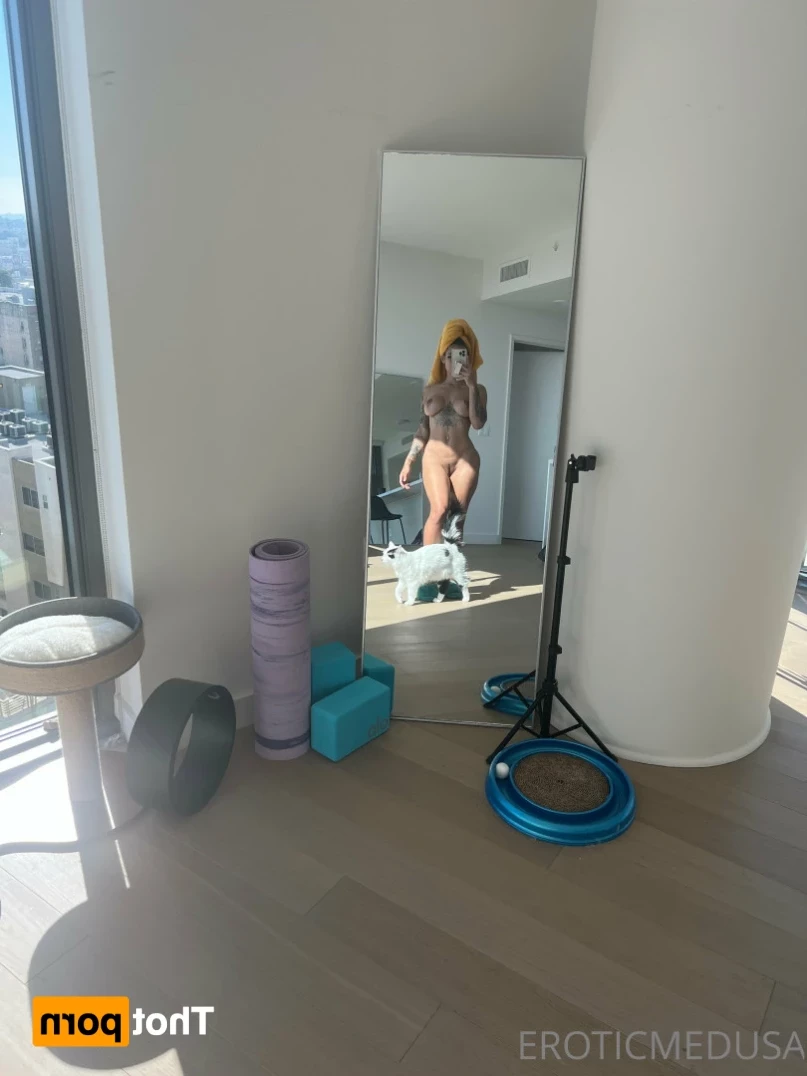 Worship Queen 👑 [ eroticmedusa ] Onlyfans leaked photo 13660318 on Hotleaks.tv