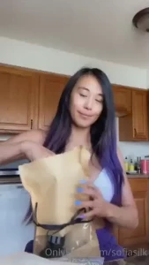 Sofia Silk [ sofiasilk ] Onlyfans leaked video 18283587 on Hotleaks.tv