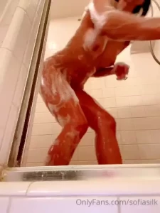 Sofia Silk [ sofiasilk ] Onlyfans leaked video 18283588 on Hotleaks.tv