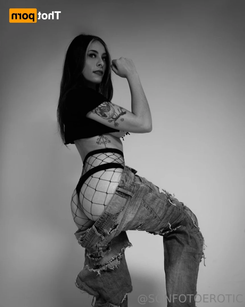 sonfotoerotic Onlyfans leaked photo 16279922 on Hotleaks.tv