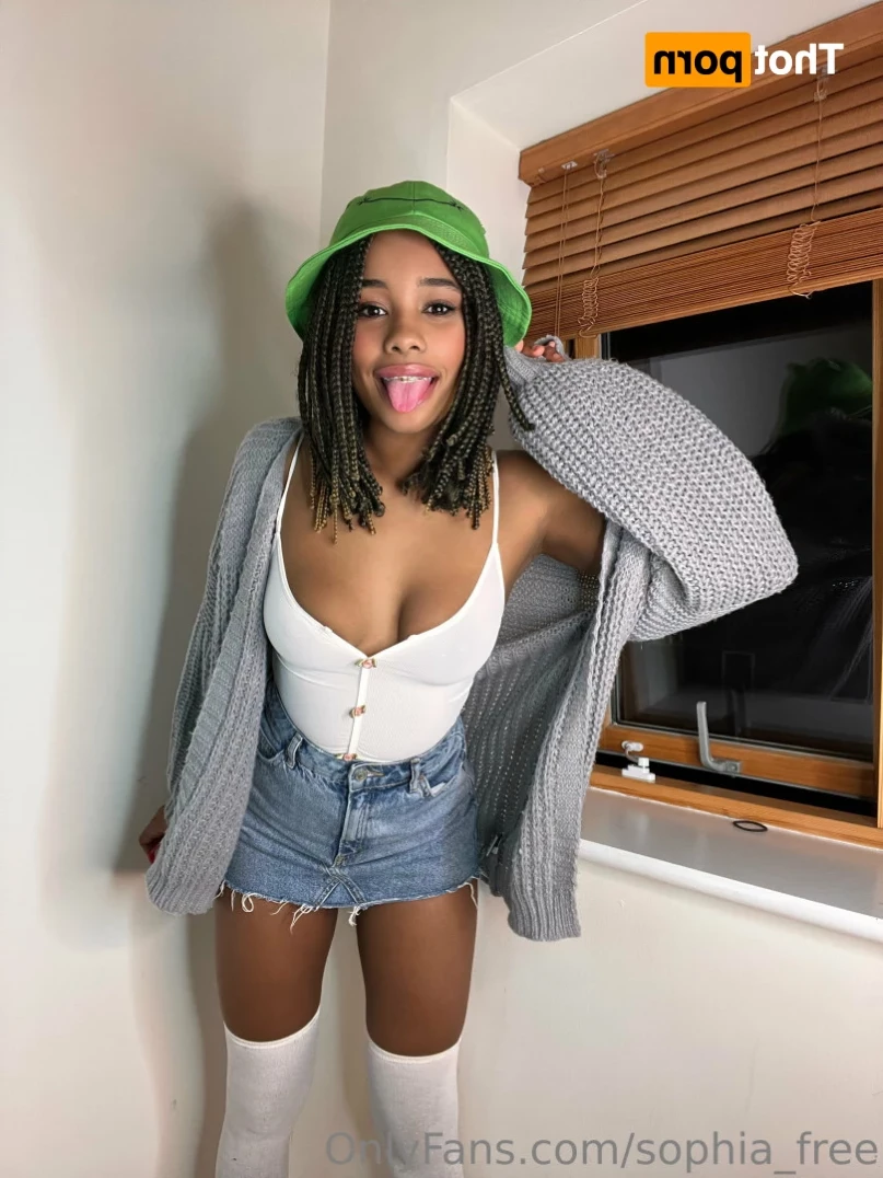 Sophia 😍 ✨ [ sophia_free ] Onlyfans leaked photo 11873622 on Hotleaks.tv