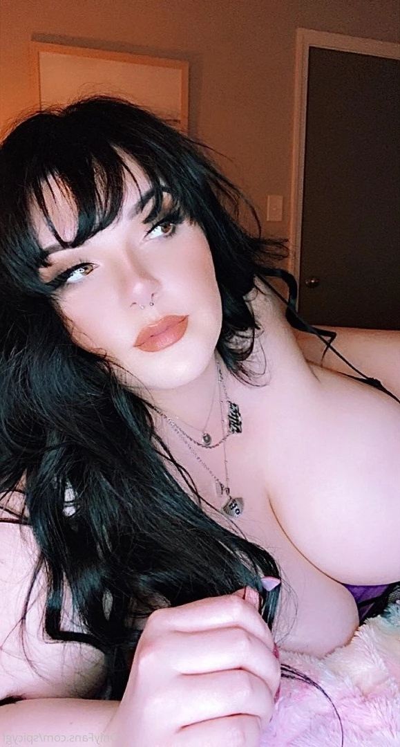 𝔭𝔢𝔱𝔞𝔩 [ spicygf ] Onlyfans leaked photo 2763145 on Hotleaks.tv