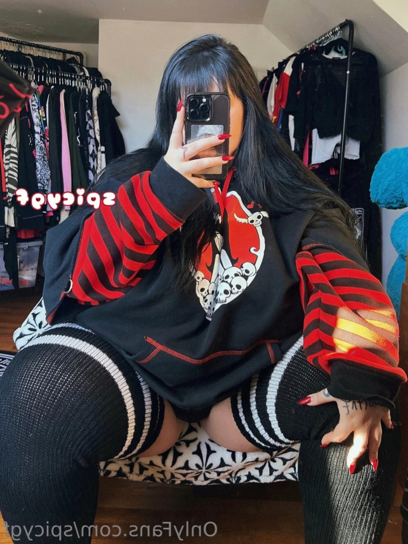 𝔭𝔢𝔱𝔞𝔩 [ spicygf ] Onlyfans leaked photo 11459512 on Hotleaks.tv