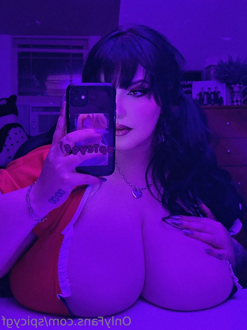 𝔭𝔢𝔱𝔞𝔩 [ spicygf ] Onlyfans leaked photo 13292024 on Hotleaks.tv