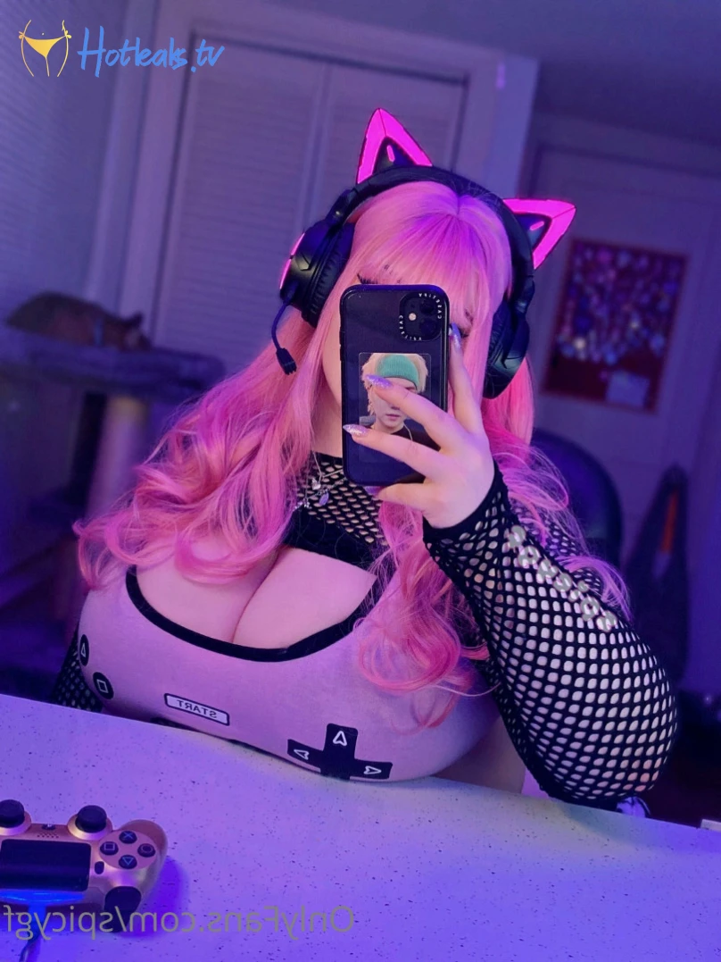 𝔭𝔢𝔱𝔞𝔩 [ spicygf ] Onlyfans leaked photo 13682331 on Hotleaks.tv