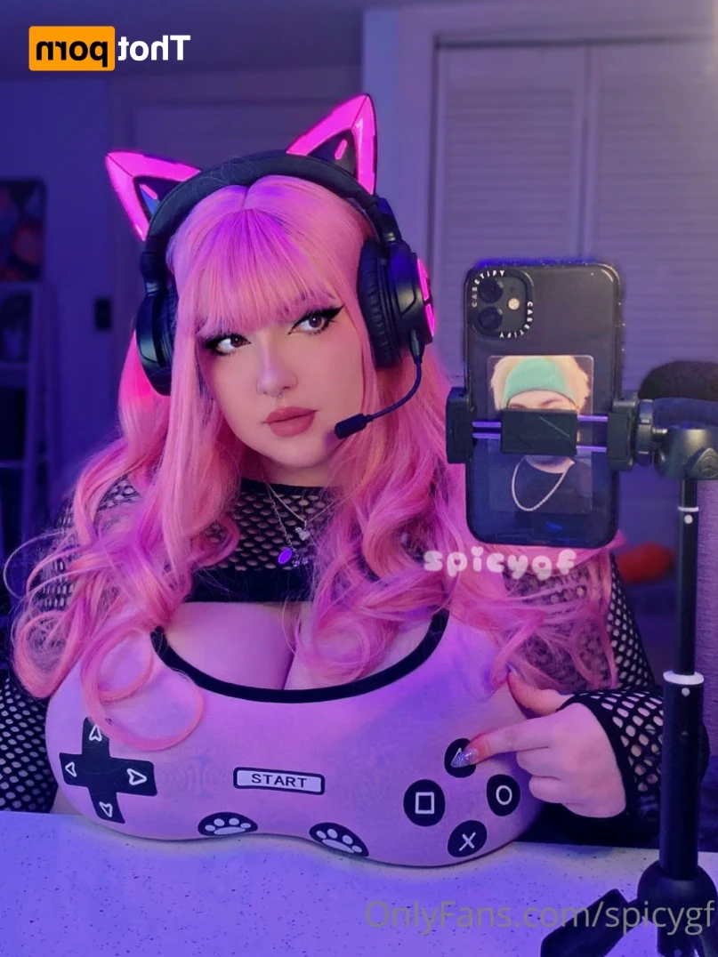 𝔭𝔢𝔱𝔞𝔩 [ spicygf ] Onlyfans leaked photo 14172199 on Hotleaks.tv