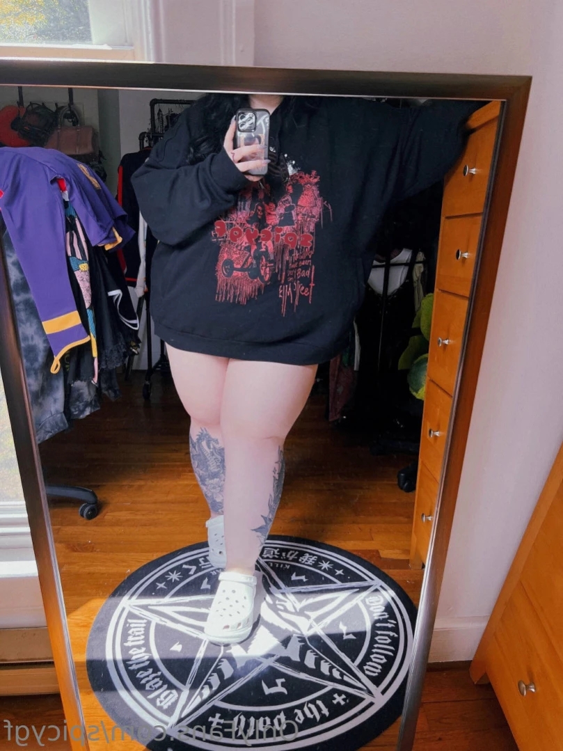 𝔭𝔢𝔱𝔞𝔩 [ spicygf ] Onlyfans leaked photo 15327078 on Hotleaks.tv