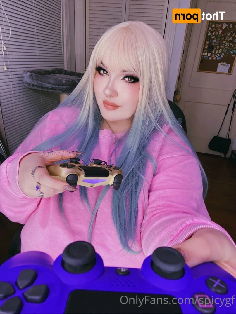 𝔭𝔢𝔱𝔞𝔩 [ spicygf ] Onlyfans leaked photo 16029213 on Hotleaks.tv