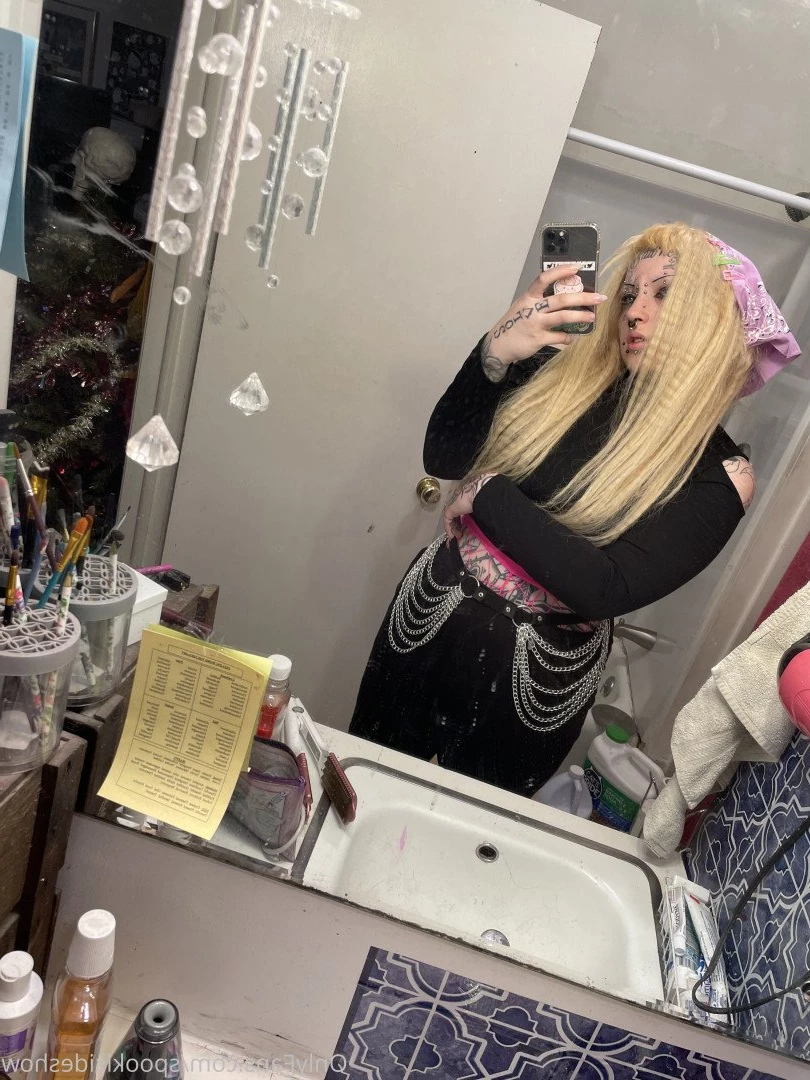 Spooki/Aurora [ spookisideshow ] Onlyfans leaked photo 2724375 on Hotleaks.tv