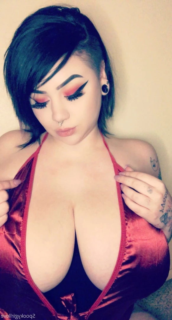 Spooky Carli [ spookygirllove ] Onlyfans leaked photo 7667501 on Hotleaks.tv