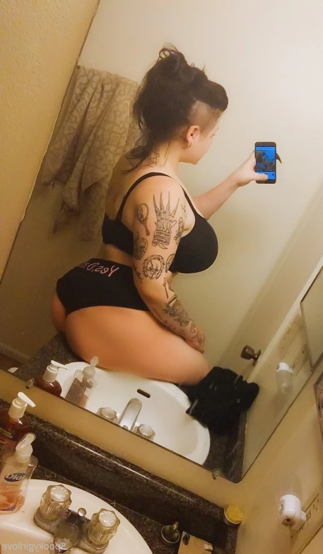 Spooky Carli [ spookygirllove ] Onlyfans leaked photo 7667610 on Hotleaks.tv